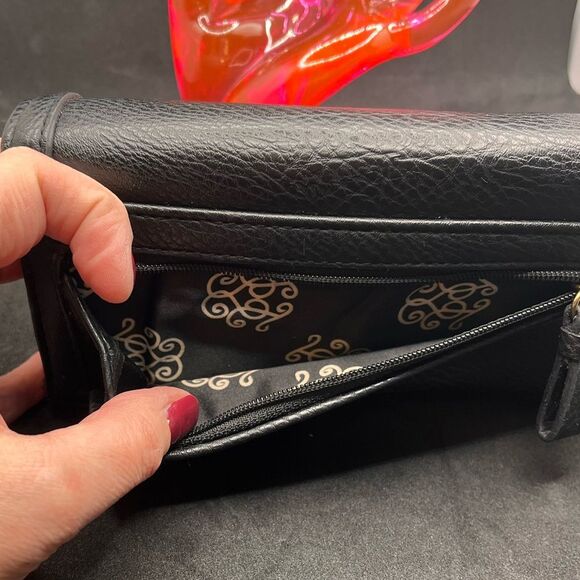 Jessica Simpson Black Leather Wallet - Picture 6 of 7